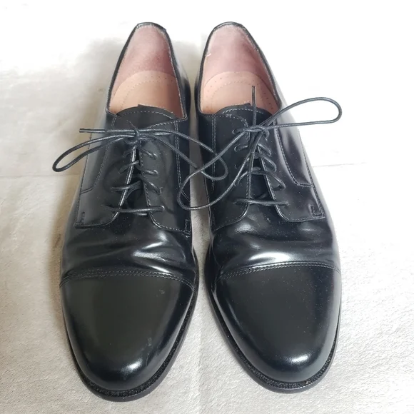 Bostonian | Shoes | Bostonian Classics Black Dress Shoes  display picture 1